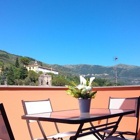 Il Cuore Del Borgo - Holiday Home Borgomaro المظهر الخارجي الصورة